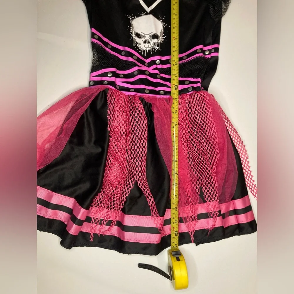 Scare squad cheerleader costume - Picture 14 of 16